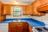 http://dogwoodrealtyllc.com/listings/images/listing_photos/510__DSC0470.jpg
