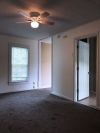 http://dogwoodrealtyllc.com/listings/images/listing_photos/553_apartment2a.jpg