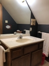 http://dogwoodrealtyllc.com/listings/images/listing_photos/560_218_bathroom_upstairs1.jpg